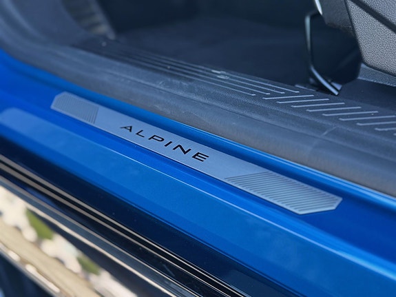 Alpine A290 18 of 30