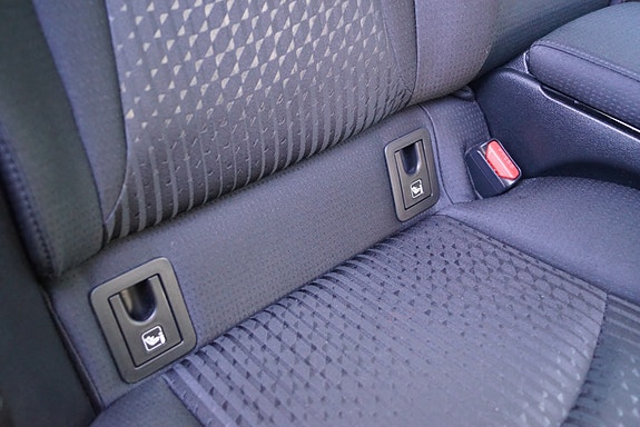 Toyota Prius 20 of 30
