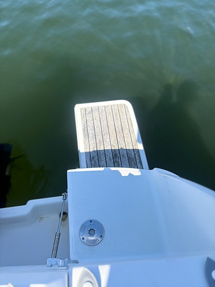 Beneteau Barracuda 7  | Suzuki 200HK | Kun 630 timer | Perfekt fiske- og turbåt 11 of 22