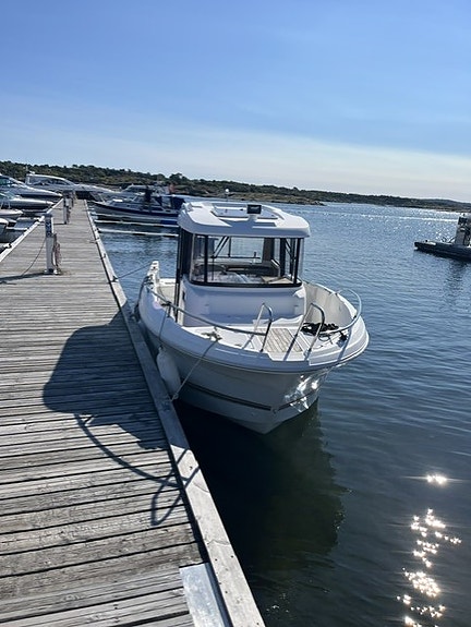 Beneteau Barracuda 7  | Suzuki 200HK | Kun 630 timer | Perfekt fiske- og turbåt 2 of 22