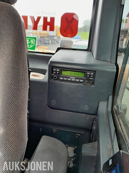 Hyundai 145LCR-9 13 of 16