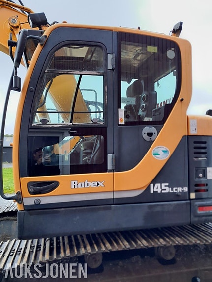 Hyundai 145LCR-9 3 of 16