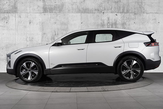 Polestar 3 9 of 30