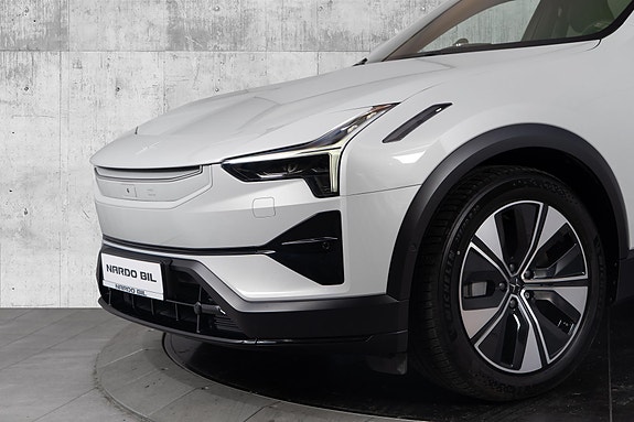 Polestar 3 8 of 30