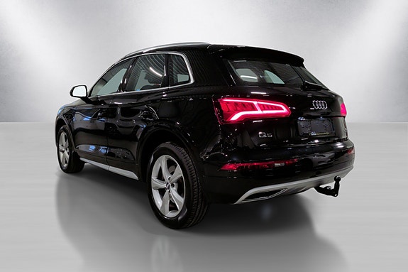 Audi Q5 6 of 23
