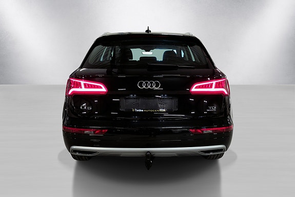 Audi Q5 5 of 23