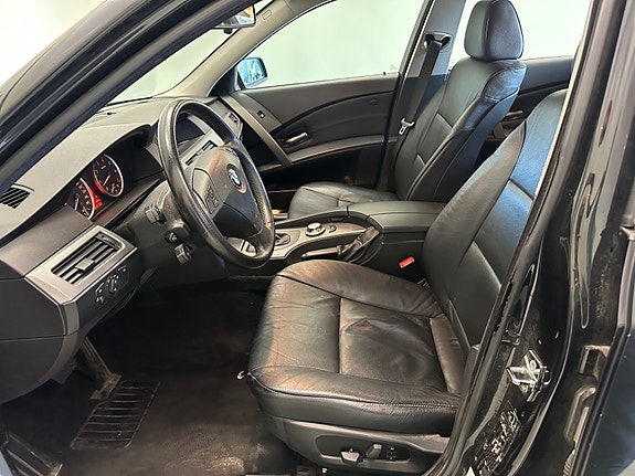BMW 520i 23 of 24