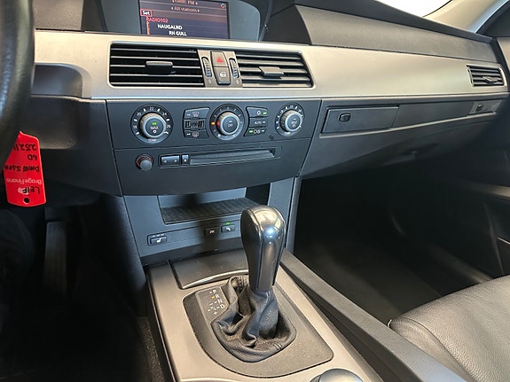 BMW 520i 19 of 24