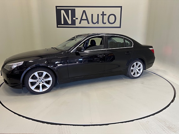 BMW 520i 4 of 24
