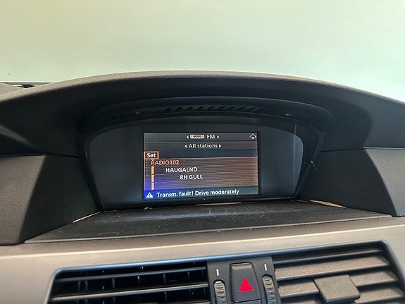 BMW 520i 18 of 24