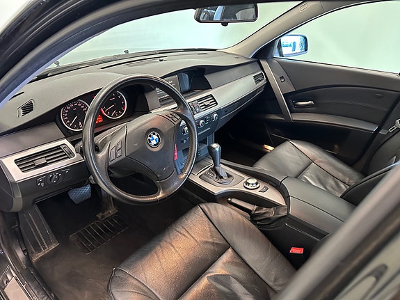 BMW 520i 24 of 24
