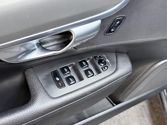 Volvo V90 25 of 30