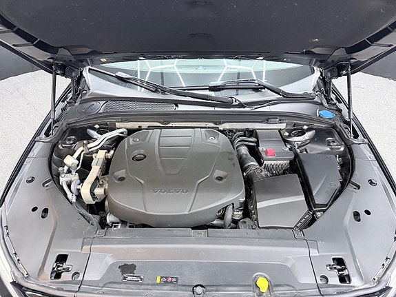 Volvo V90 16 of 30