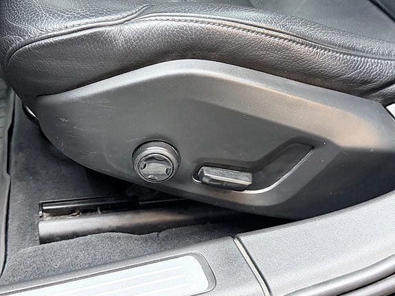 Volvo V90 27 of 30
