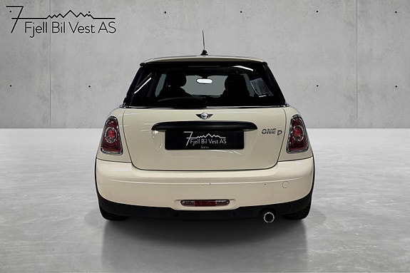 MINI One 8 of 30