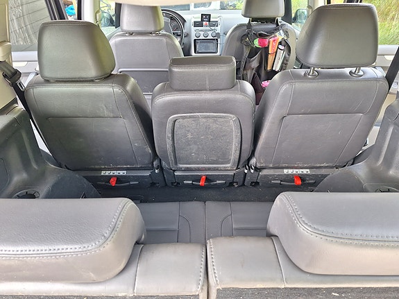 Volkswagen Touran 8 of 10