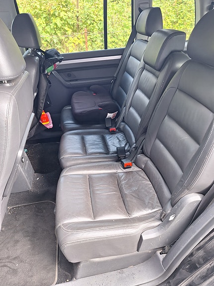 Volkswagen Touran 5 of 10