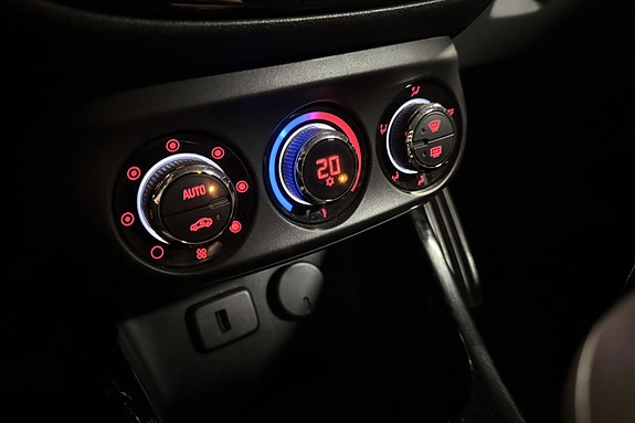 Opel Corsa 19 of 22