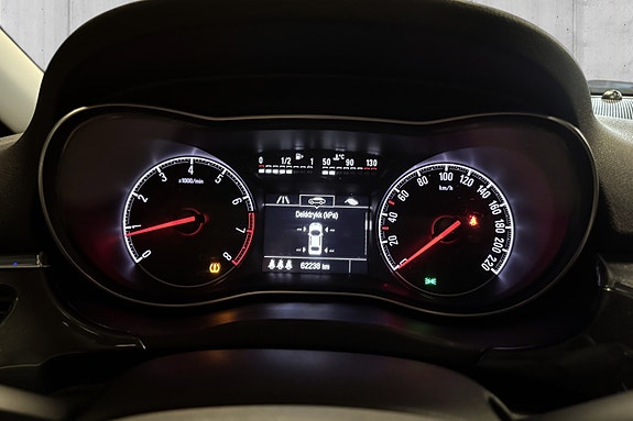 Opel Corsa 15 of 22