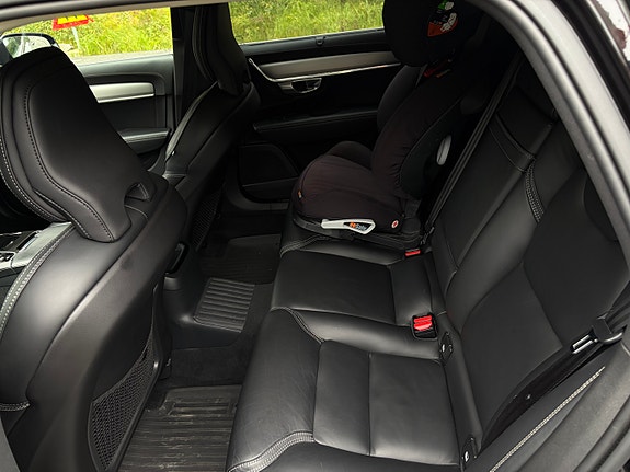 Volvo V90 8 of 17