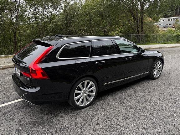 Volvo V90 4 of 17