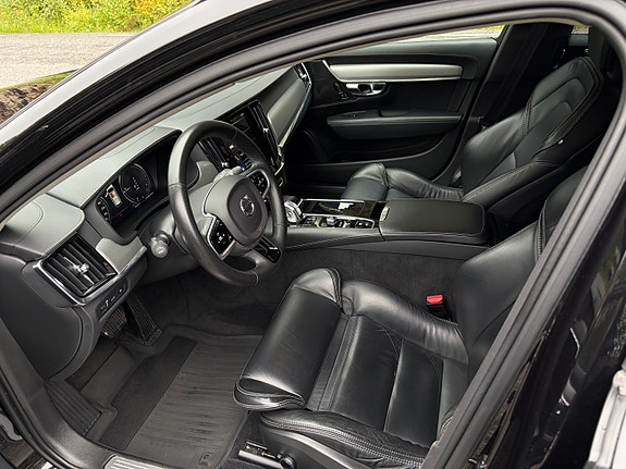 Volvo V90 6 of 17
