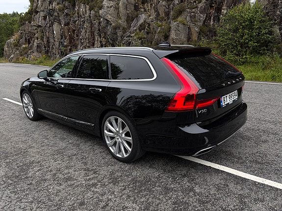 Volvo V90 3 of 17
