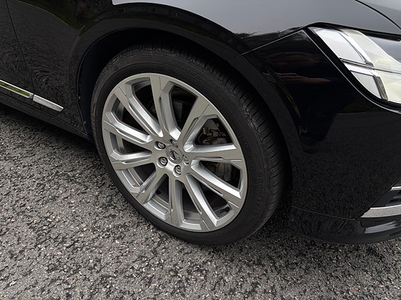 Volvo V90 12 of 17
