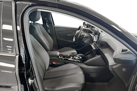 Peugeot e-208 23 of 24