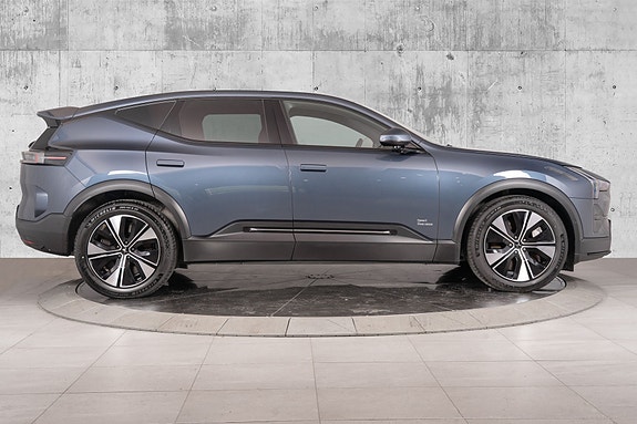Polestar 3 8 of 30