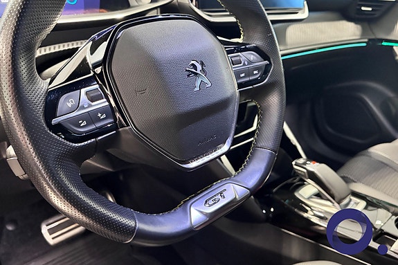 Peugeot e-2008 17 of 19