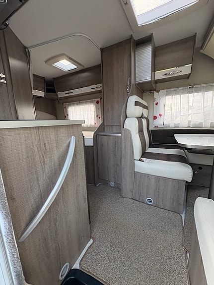 Bavaria (Pilote) I-60 LP Arctic 10 of 26