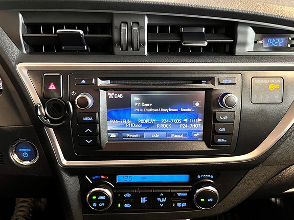 Toyota Auris 20 of 25