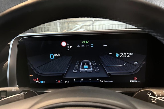 Hyundai Ioniq 6 10 of 15