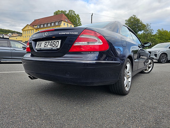 Mercedes-Benz CLK200 10 of 23