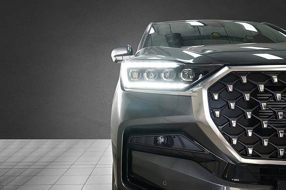 KGM Rexton 3 of 30