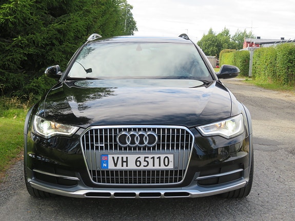 Audi A6 allroad 2 of 30
