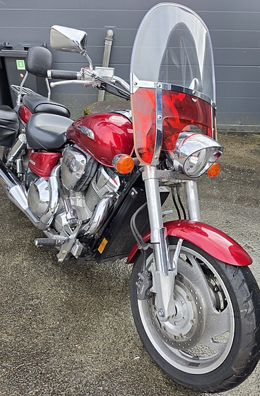 Honda VTX 1800 3 of 8