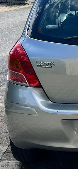 Toyota Yaris 24 of 25