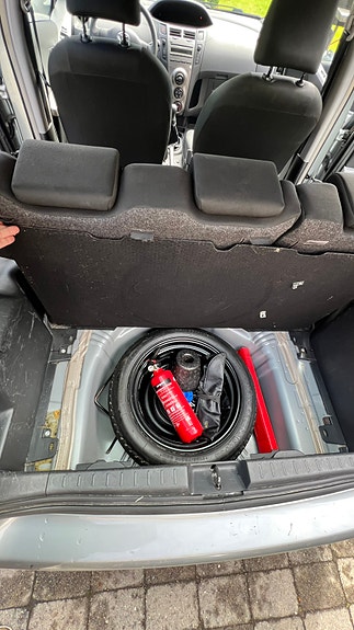Toyota Yaris 21 of 25