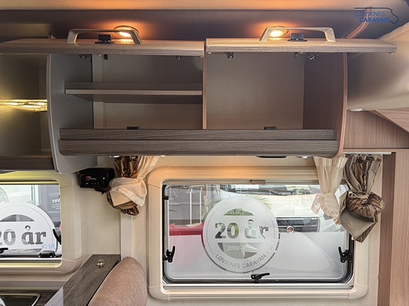 Knaus Sky I 700 - Enkle Senger - Stekeovn! 13 of 30