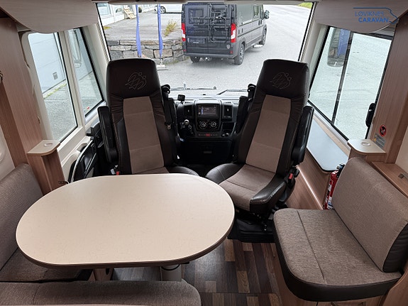 Knaus Sky I 700 - Enkle Senger - Stekeovn! 8 of 30