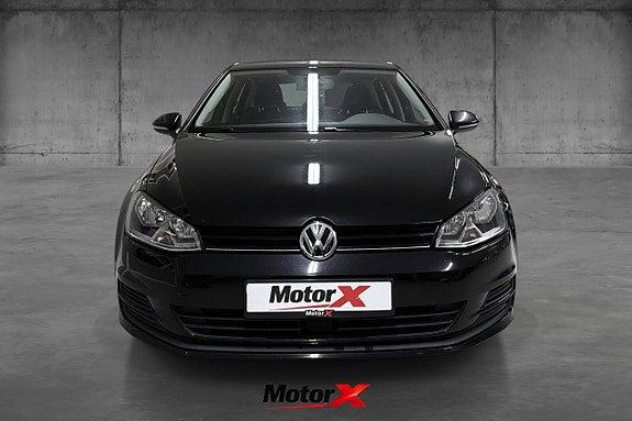 Volkswagen Golf Alltrack 2 of 24