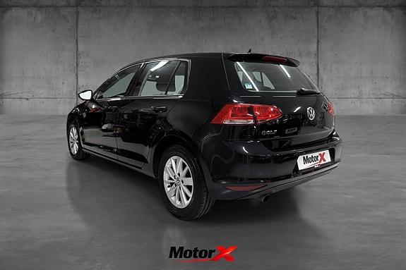 Volkswagen Golf Alltrack 7 of 24