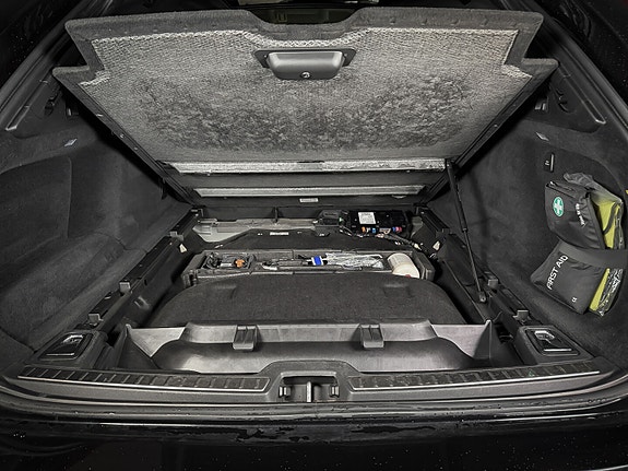 Volvo V90 11 of 23