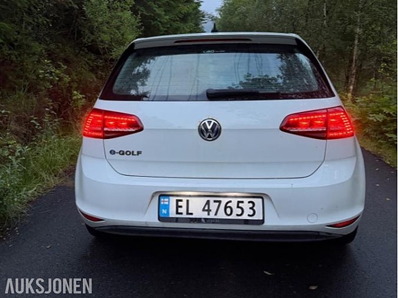 Volkswagen e-Golf VII 4 of 22