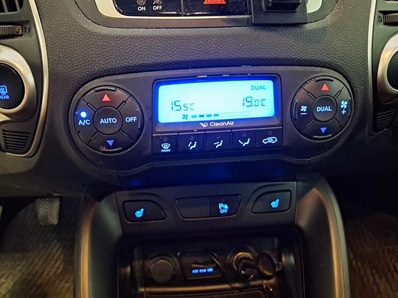 Hyundai ix35 10 of 16