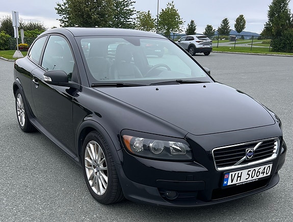 Volvo C30 2 of 16
