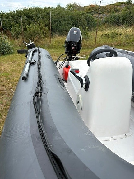 2018 Suzumar MX 350 m/Suzuki 9,9 Sport, bluetooth-høytalere 10 of 28