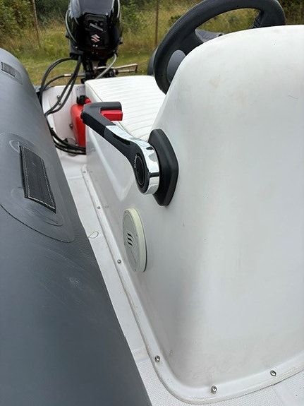 2018 Suzumar MX 350 m/Suzuki 9,9 Sport, bluetooth-høytalere 12 of 28
